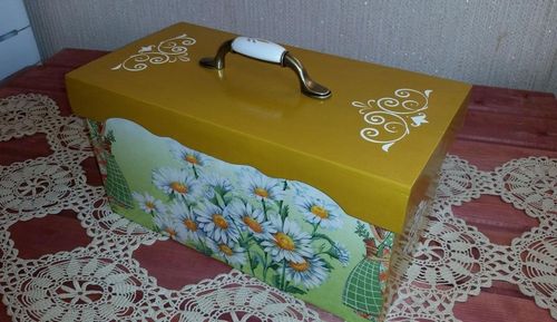 Декупаж хлебницы: фото деревянной, мастер-класс с картинками для кухни, пластмассовая заготовка с оливками старыми (хлебница, декупажа) Декупаж хлебницы: фото деревянной, мастер-класс с картинками для кухни, пластмассовая заготовка с оливками старыми