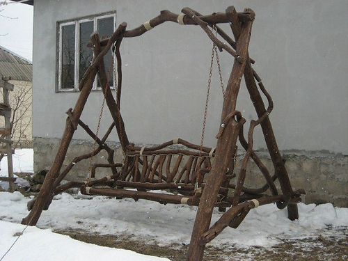 Деревянные качели (качели, деревянный, стоить) Деревянные качели