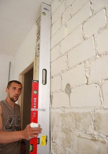 Как установить маяки? Правильная установка маяков на стену под штукатурку (маяк, стен) Как установить маяки? Правильная установка маяков на стену под штукатурку