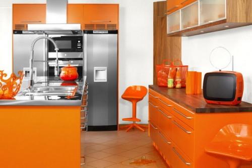 Кухня оранжевого цвета