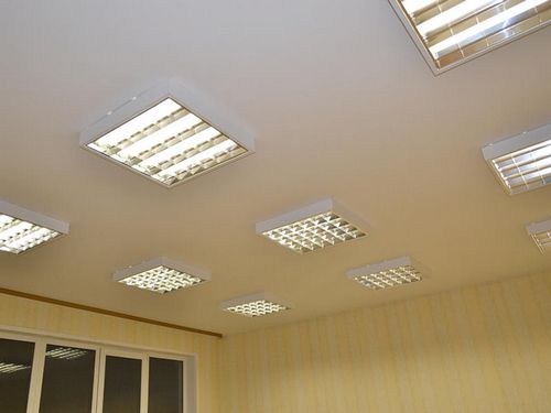 Лампы для подвесного потолка: светодиодные и люминесцентные, встраеваемые в навесной, фото, перегорают точечные