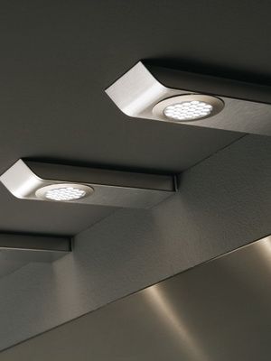 Монтаж систем наружного и внутреннего электрического освещения: виды и правила установки светильников