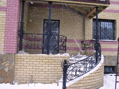 Оформление крыльца загородного дома (крыльцо, загородный, оформление) Оформление крыльца загородного дома