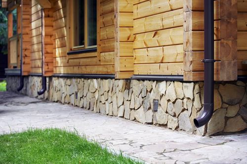 Отделка цоколя природным камнем своими руками: фото (камень, цоколь, облицовка) Отделка цоколя природным камнем своими руками: фото