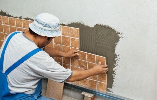 Плитка на бетонную стену: как клеить кафель, наклеить и класть правильно (плитка, стен, кафель) Плитка на бетонную стену: как клеить кафель, наклеить и класть правильно