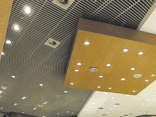 Потолок Грильято: фото и монтаж, видео и размер, производители и типы решеток, ячейки как собирать, схема жалюзи