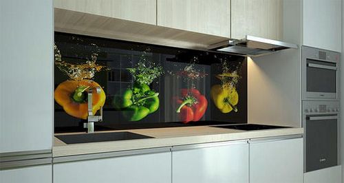 Скинали для кухни: фото фартука из стекла, что это такое, небо, дизайн интерьра, своими руками, отзывы