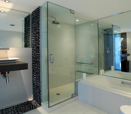 Стеклянные двери для ванной: комната для туалета, стекла раздвижные в санузел