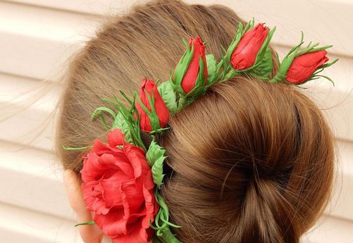 Украшения для волос из фоамирана: цветы как сделать, фото и мастер-класс, гребень и аксессуары своими руками