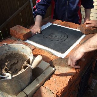 Уличный гриль из кирпича для дачи: фото, какая печь лучше и как сделать своими руками