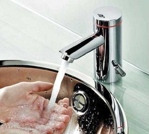 Установка электрического накопительного водонагревателя (водонагреватель, электрический, нагреватель) Установка электрического накопительного водонагревателя