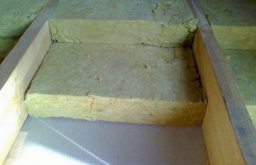 Утепление пола на даче: схема в деревянном доме своими руками, двойной вермикулит, как сделать правильно (пол, утепление, дом) Утепление пола на даче: схема в деревянном доме своими руками, двойной вермикулит, как сделать правильно