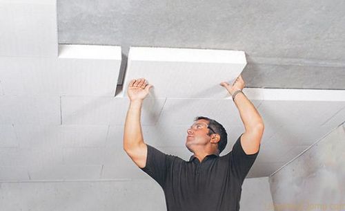 Утепление потолка пенопластом: как потолок изнутри утеплить, отзывы в частном доме, своими руками второй этаж