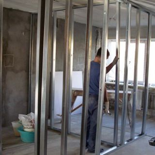 Виды перегородок: фото, размеры перегородок из гипса, досок, пустотелого кирпича и их крепление (перегородка, панель) Виды перегородок: фото, размеры перегородок из гипса, досок, пустотелого кирпича и их крепление