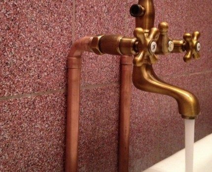 Жесткая подводка для смесителя: устройство, плюсы и минусы, монтаж (подводка, трубка) Жесткая подводка для смесителя: устройство, плюсы и минусы, монтаж