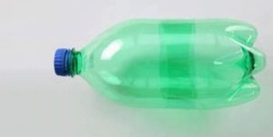 Поделки из пластиковых бутылок для сада: украшения для дачного участка и другие изделия, видео, фото